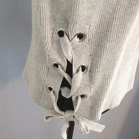 Sweater knit tank with open lacing side detail - Picture 3 of 5